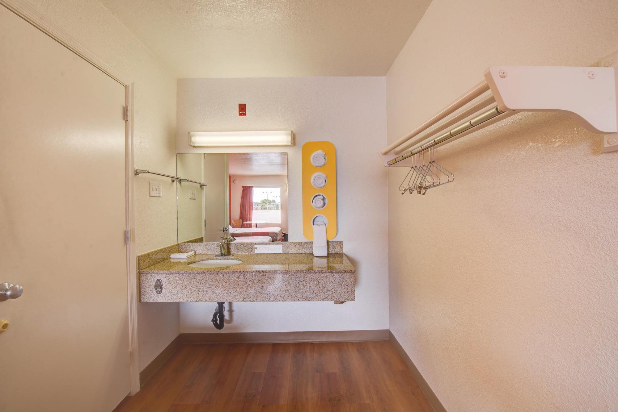 Motel 6-Norfolk, Va المظهر الخارجي الصورة